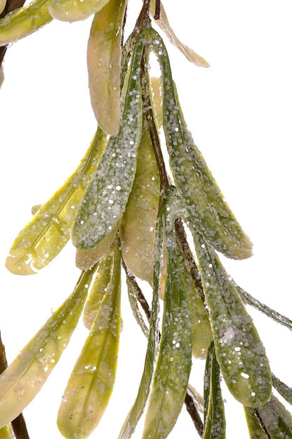 6ft Mistletoe &amp; Berry Garland Cream