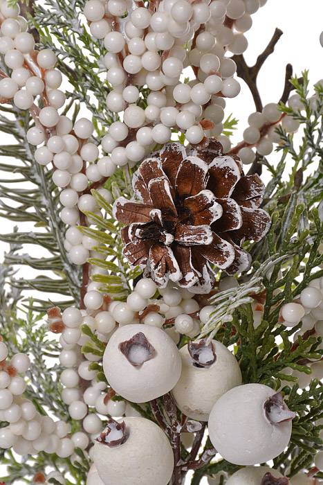 18" Berry /Pine Cone /Pine Pick Cream