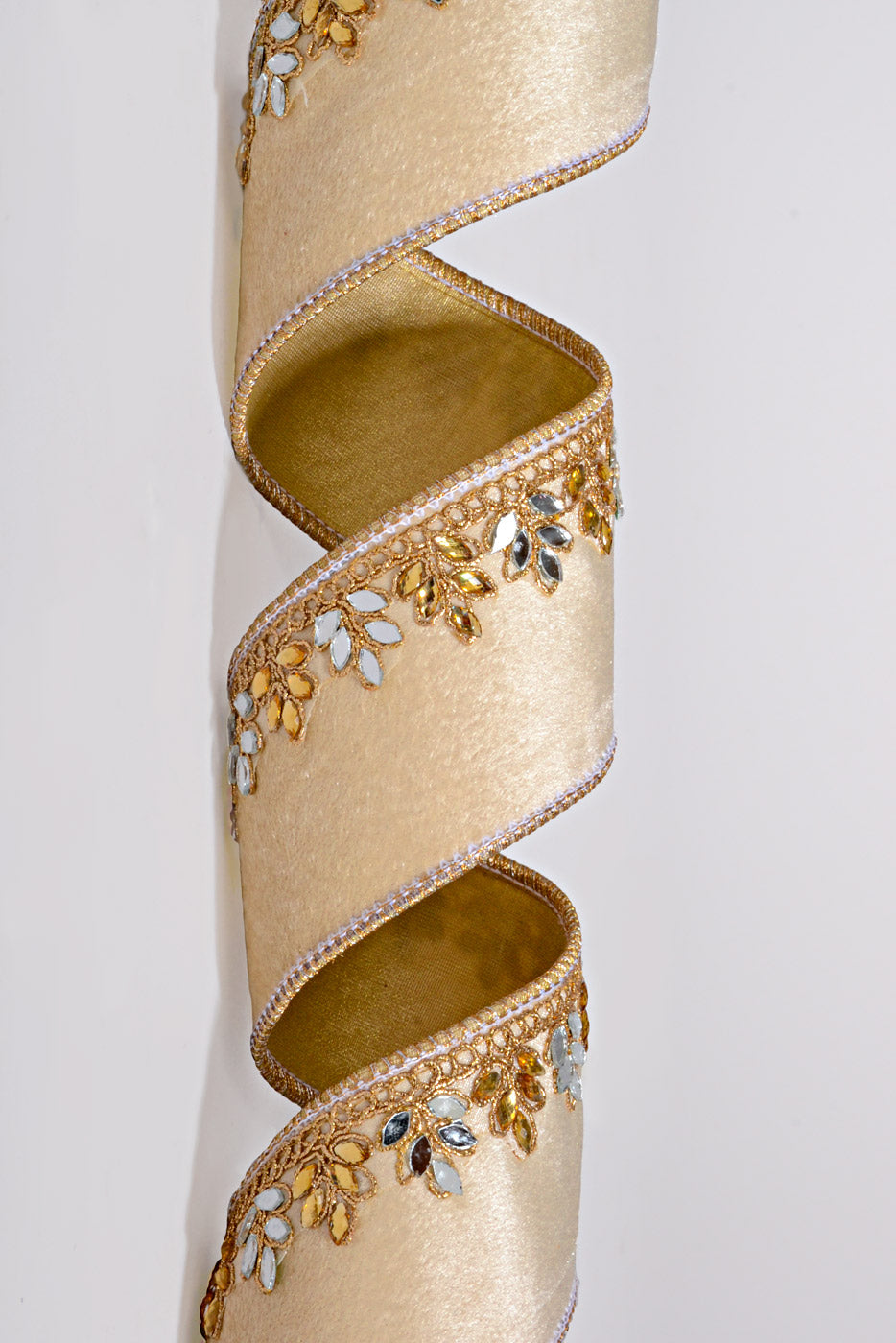 2.5" X 5Yds Wired Velvet with Jewel Leaf Edge Ribbon Champagne