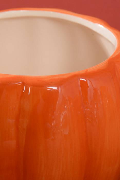 4.5" X 5.5" Round Pumpkin Pottery (Orange)
