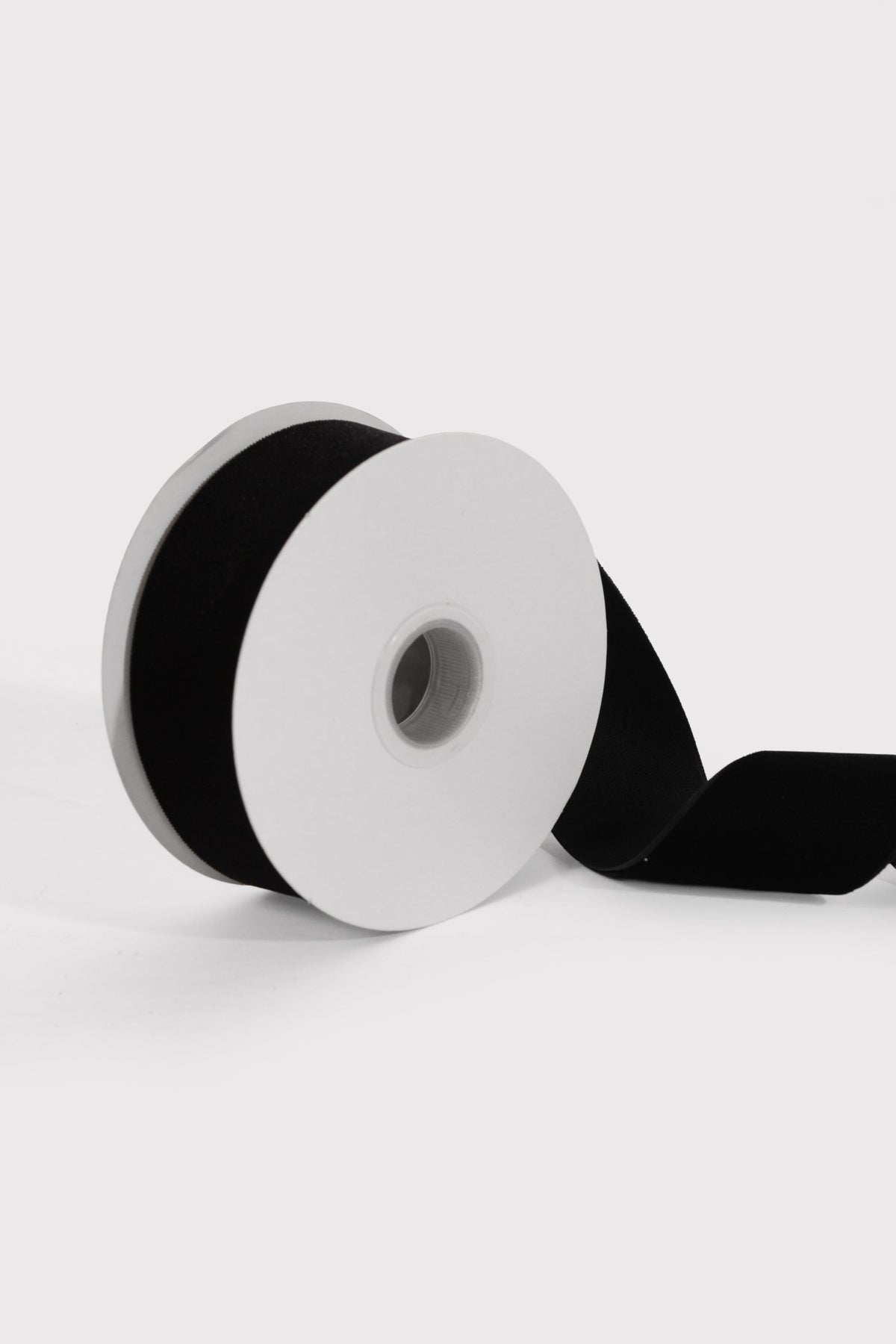 1.5" X 5Yds Black Woven Vintage Velvet Ribbon