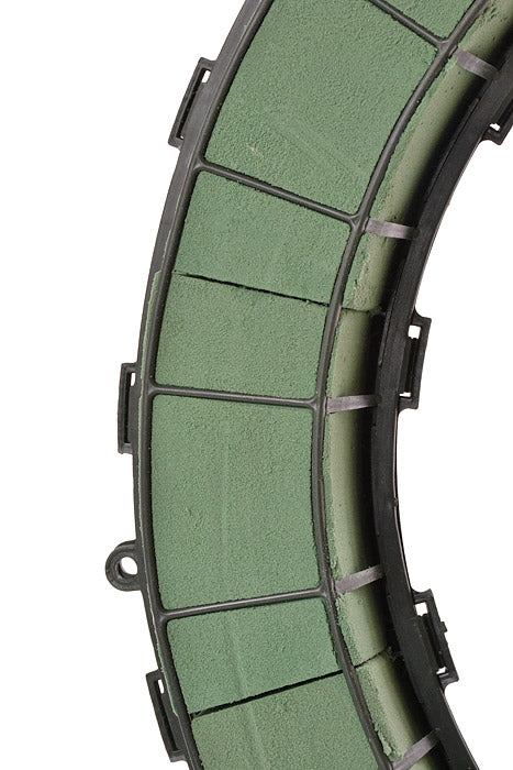 18" Oasis Foam Plastic Wreath Green