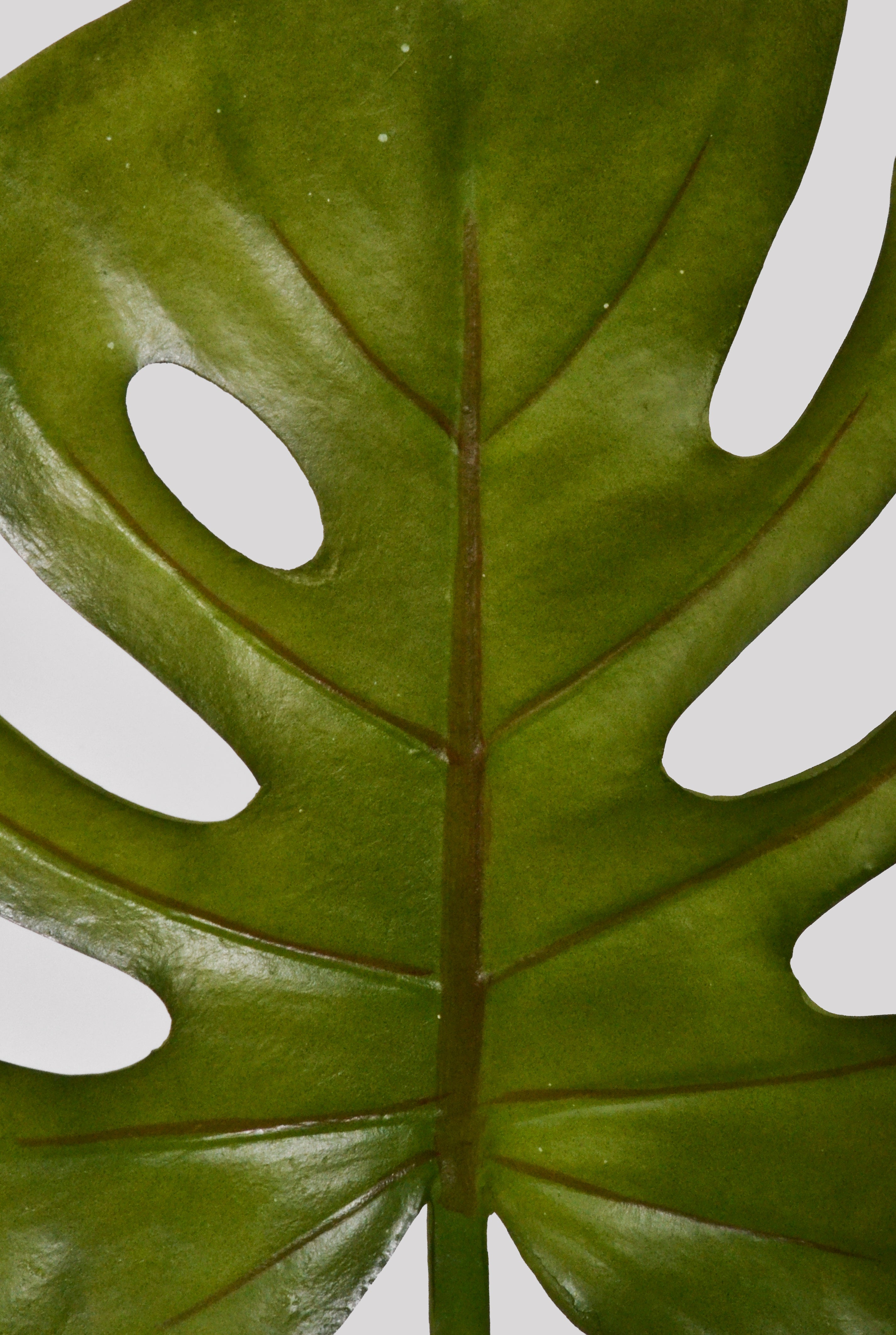 26" Artificial Philo Leaf Spray Green