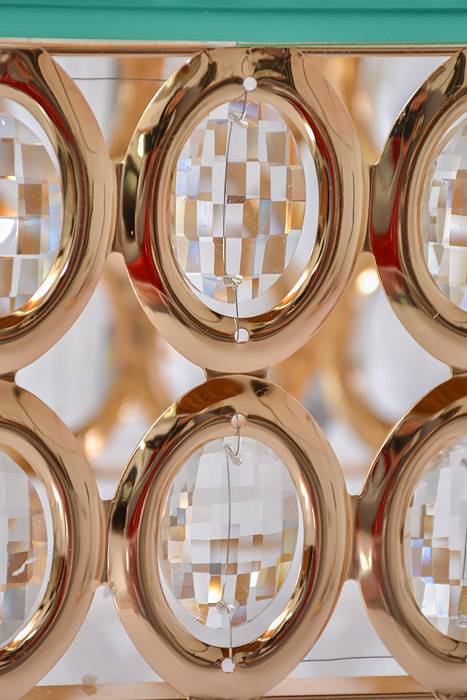 7.5" Square Cake Stand W/crystal Gold