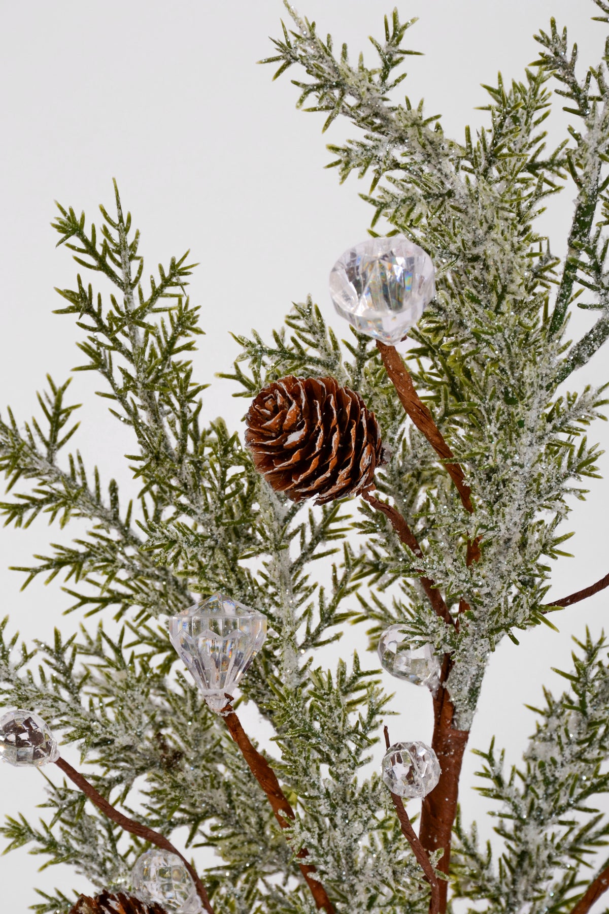 18" Pine/Cone W/Snow Pick Green/White