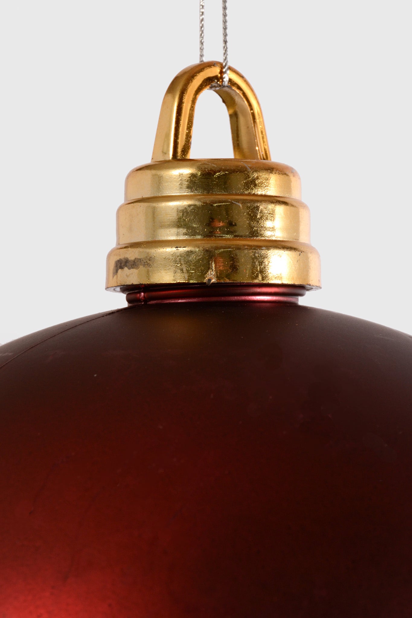 250MM Matte Plastic Ball Ornament Burgundy