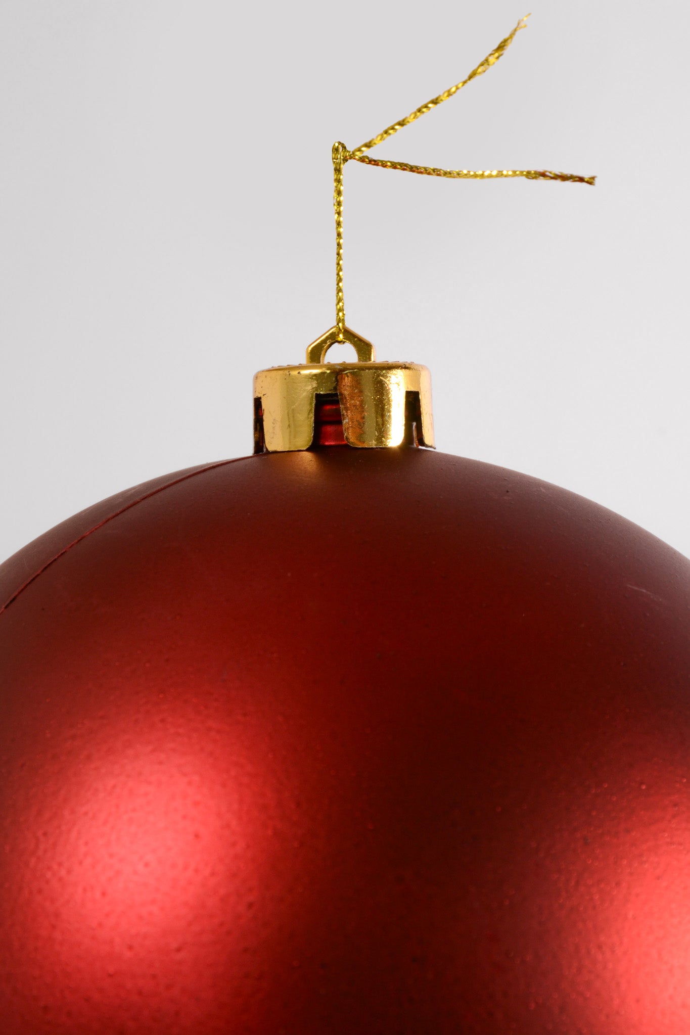 150MM Matte Plastic Ball Ornament Burgundy
