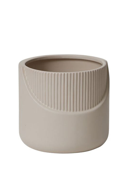 5.5 " X 5" Halen Pot Champagne