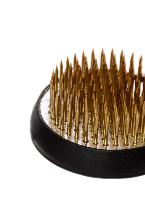 1.5" Round Pin Frog Gold/Black