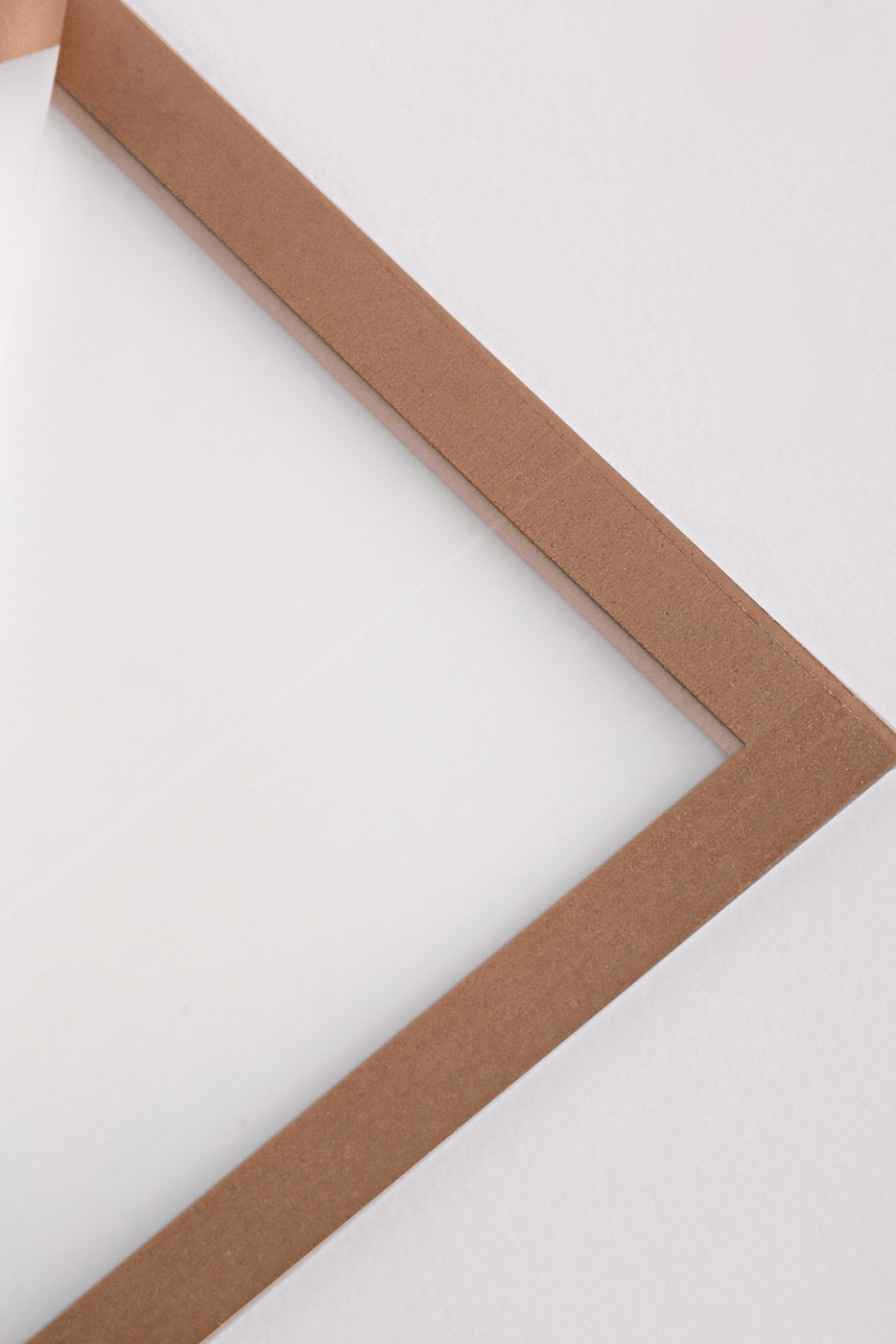 22.5" Champagne Edge Flower Wrap Mauve/White Pkg/20