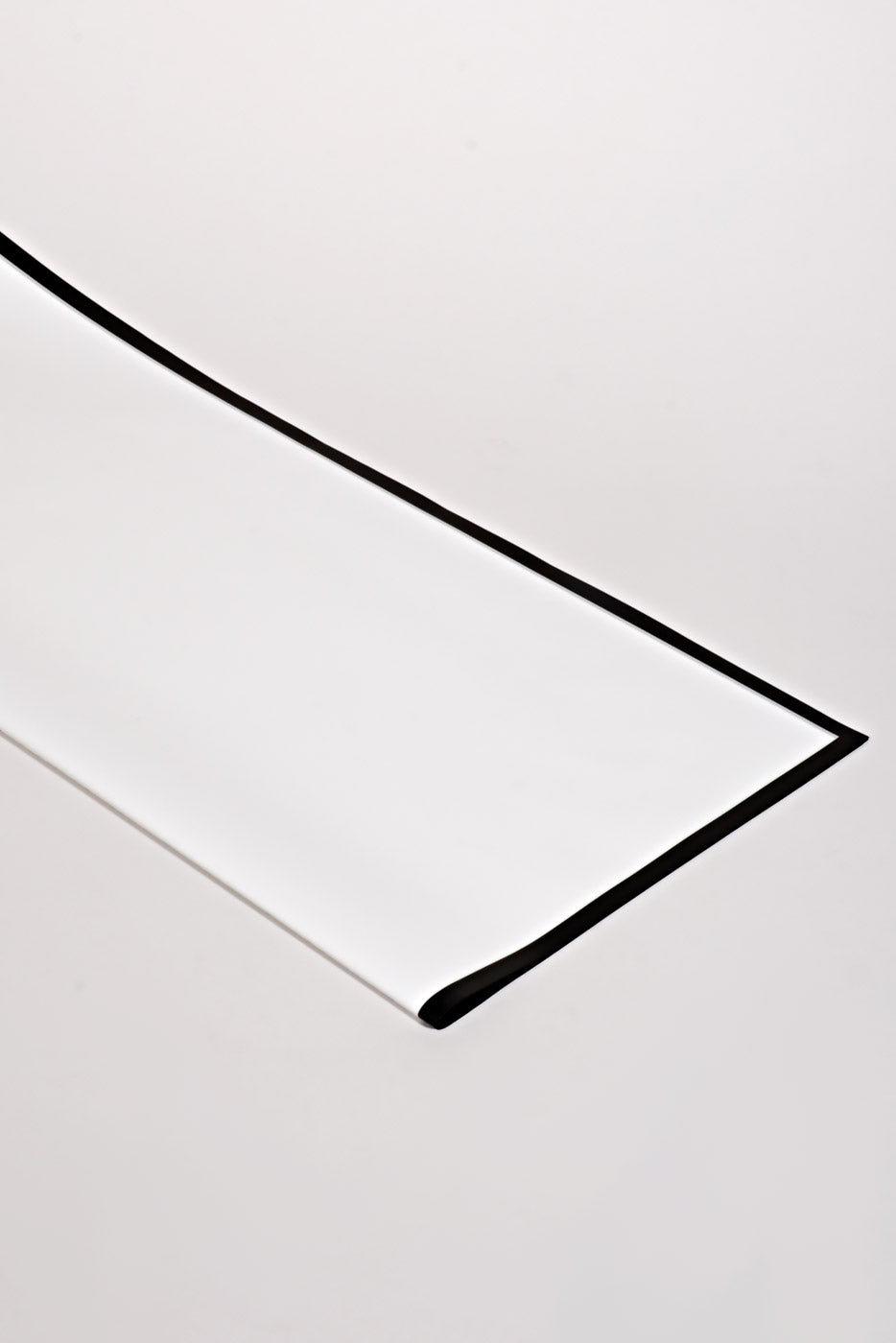 22.5" Flower Wrapping Paper W/Edge White/Black Pkg/20