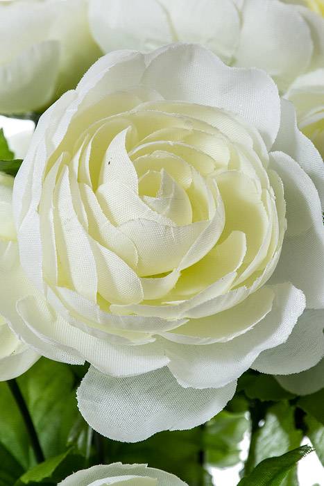 17.5&quot; Silk Ranunculus Bush Cream