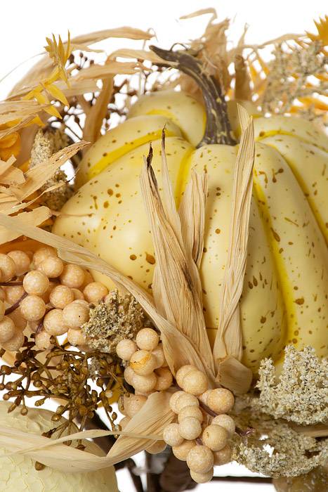 16" Pumpkin Corn Husk Natural