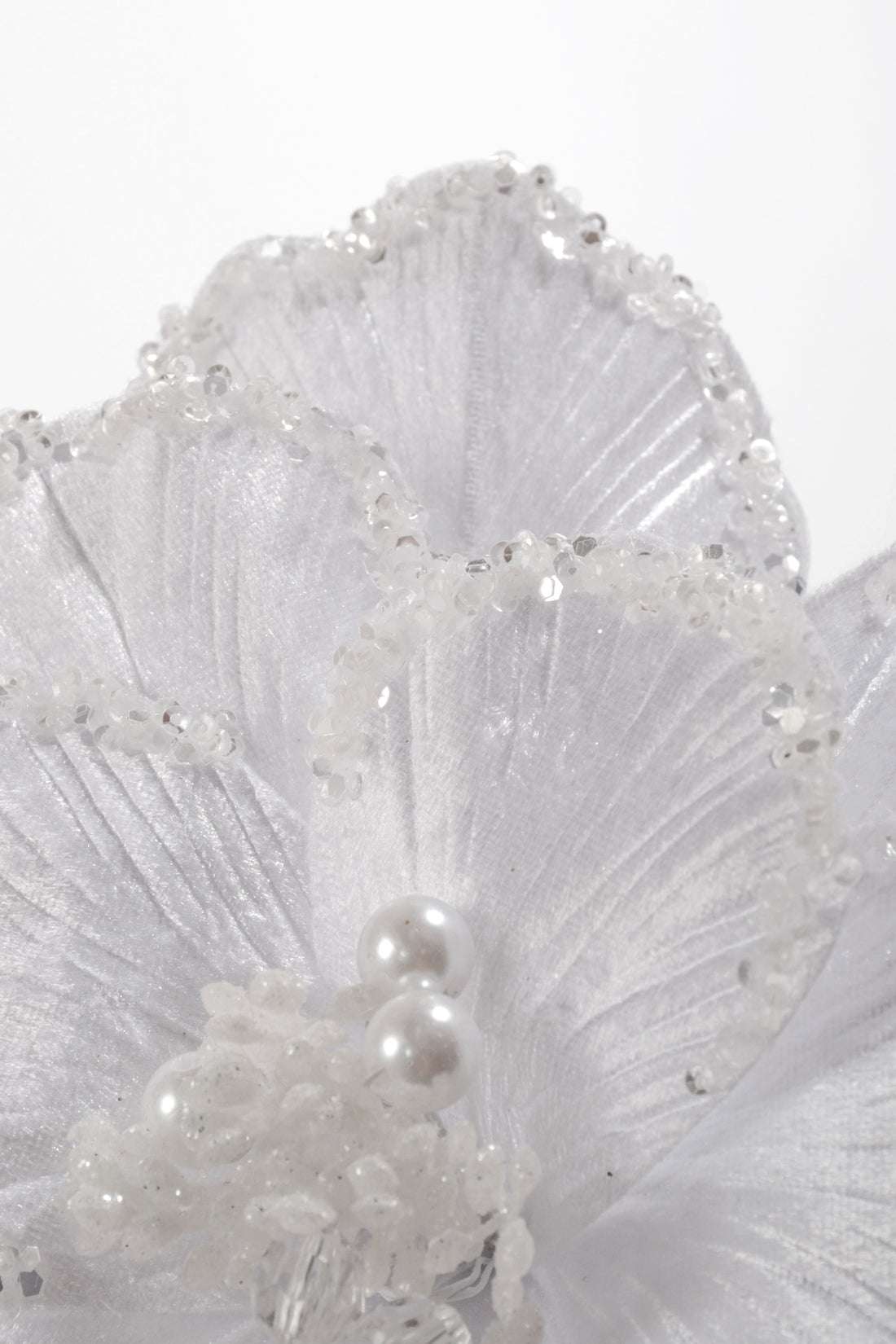 22" Velvet/Sequins Magnolia Stem White
