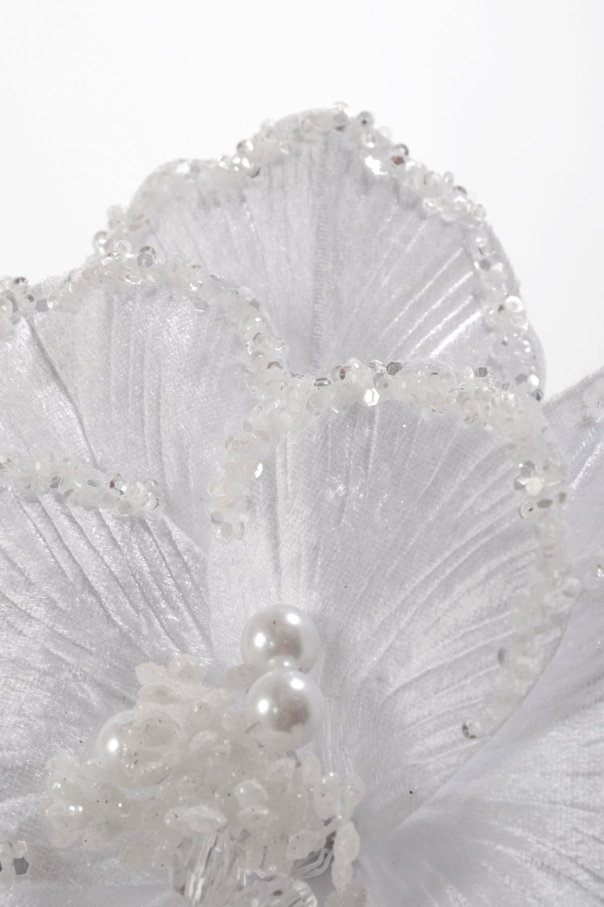 22" Velvet/Sequins Magnolia Stem White