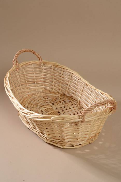 16.5" X 10" X 3.5" Oval White Willow Basket Natural