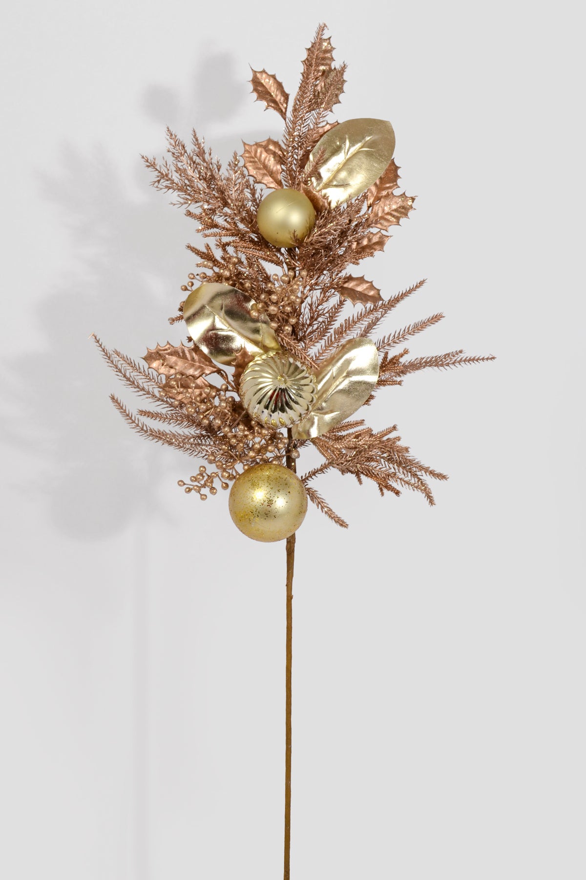36" Ball &amp; Ine Spray Gold