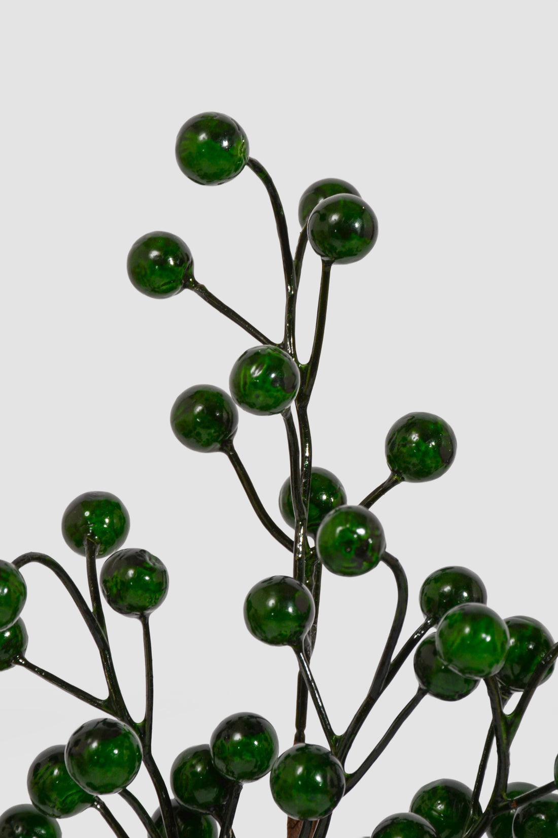 15" Berries Stem Green