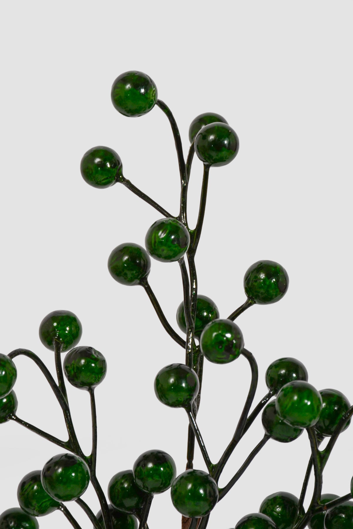 15" Berries Stem Green