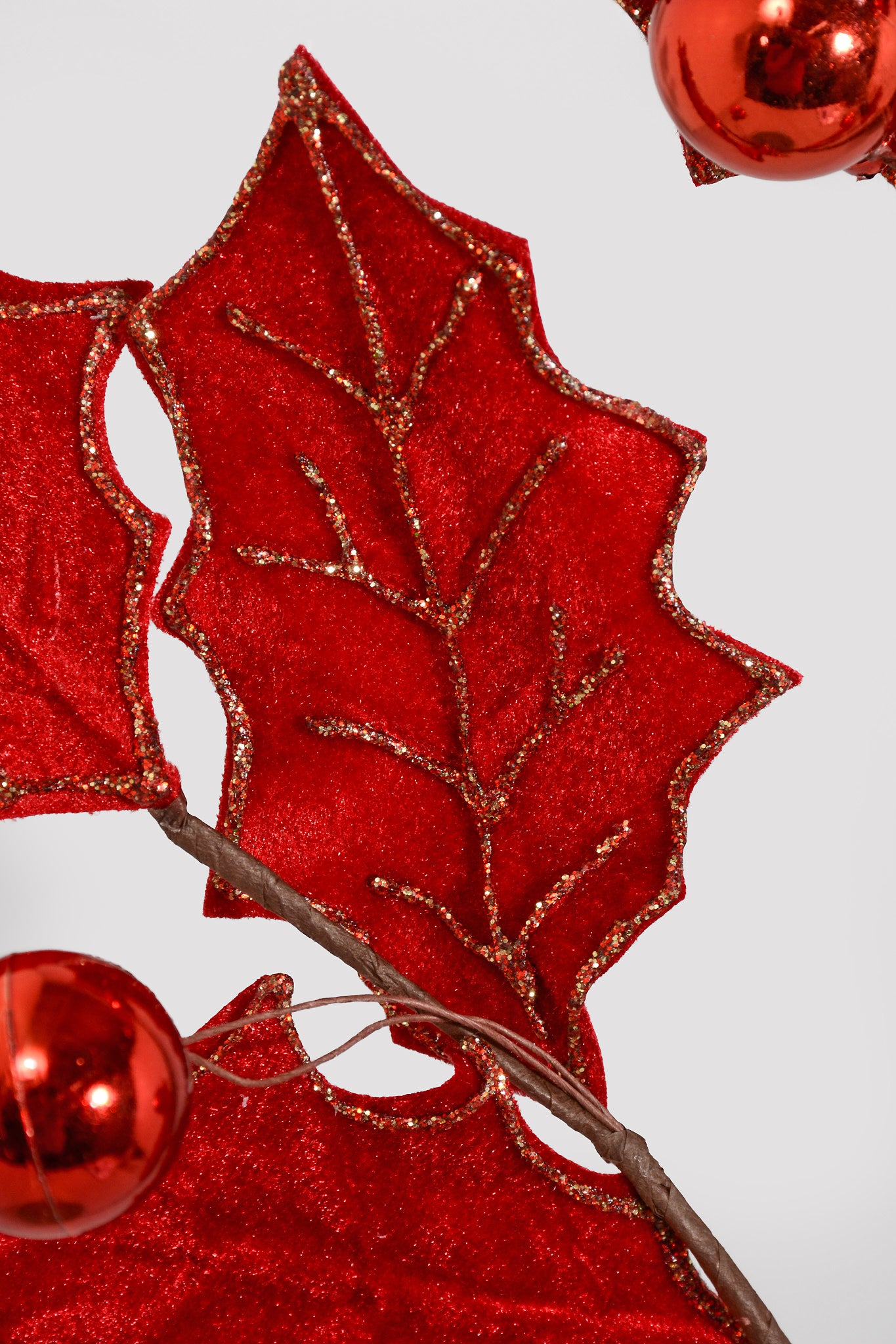 27" Velvet Holly Leaf Spray With Ball Red