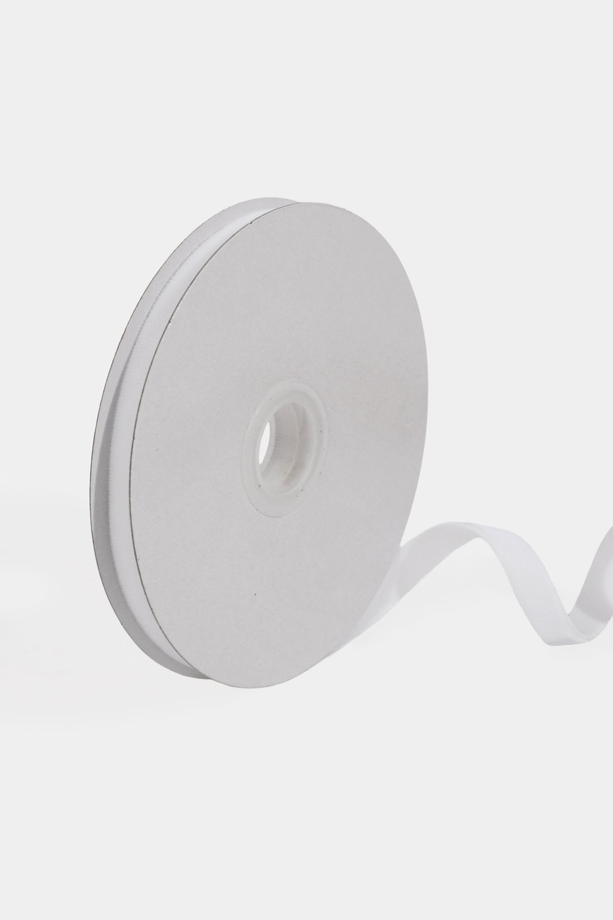 3/8" X 10Yds Woven Vintage Velvet White