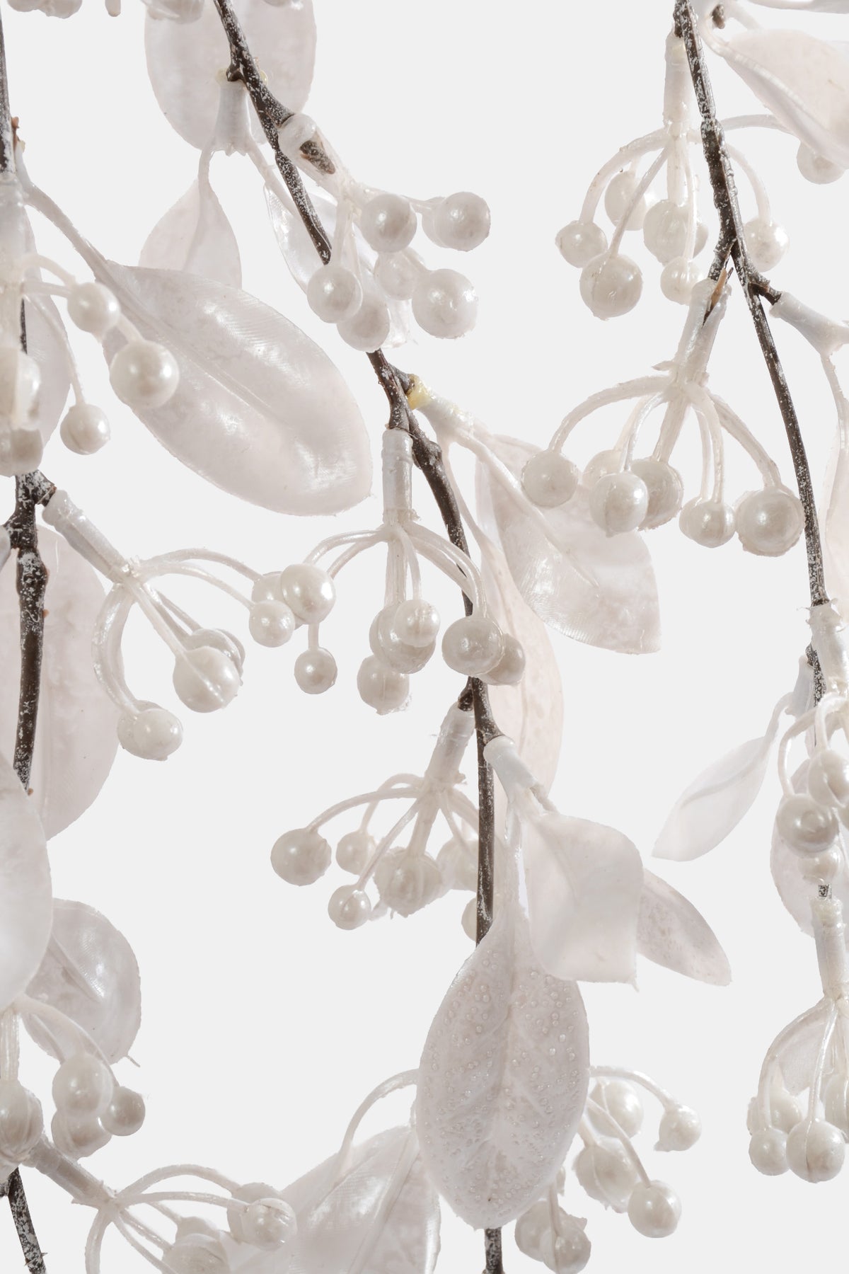 29" Berries/Leaves Hanging Bush White