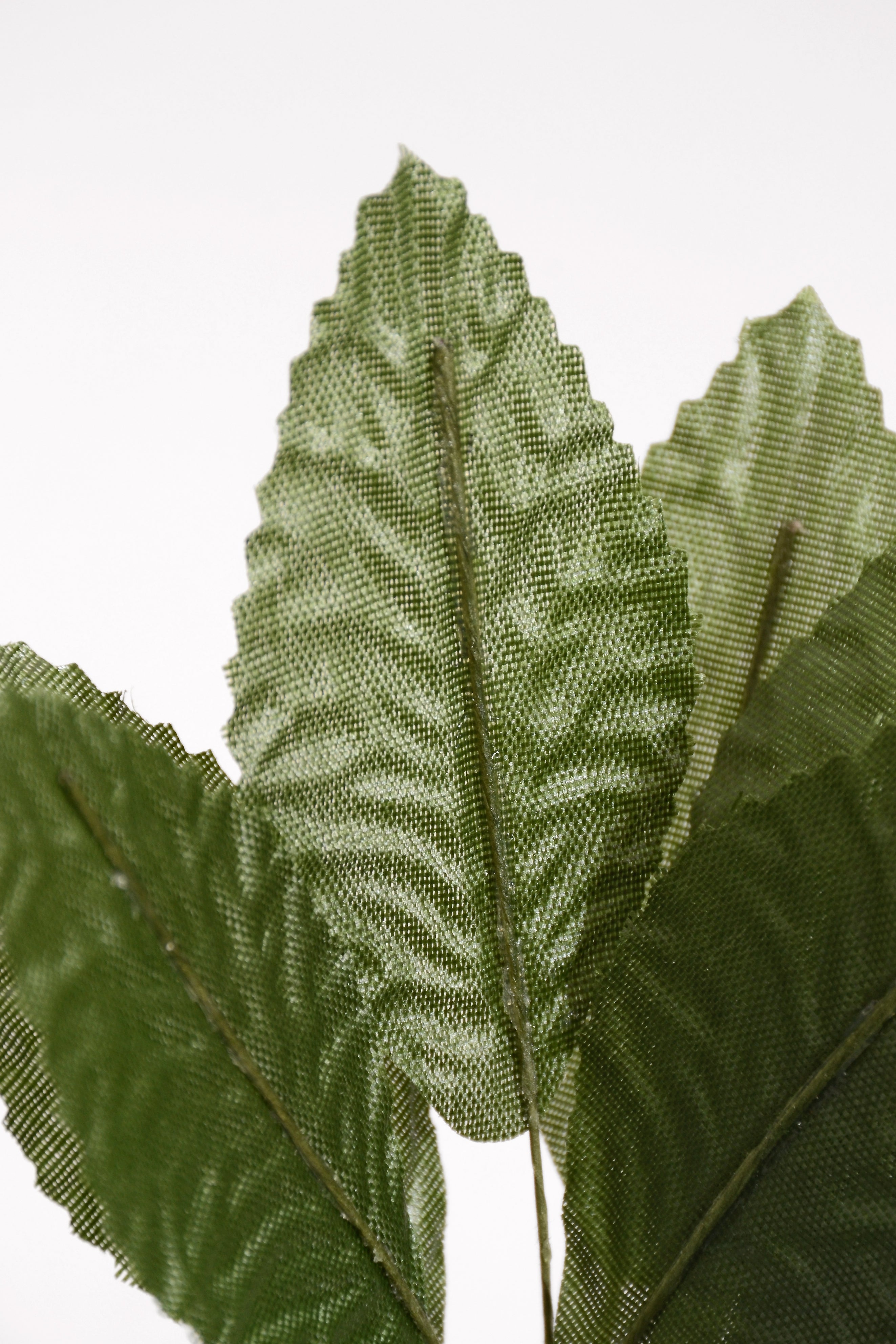 2.75" Corsage Leaves Green Pkg/144