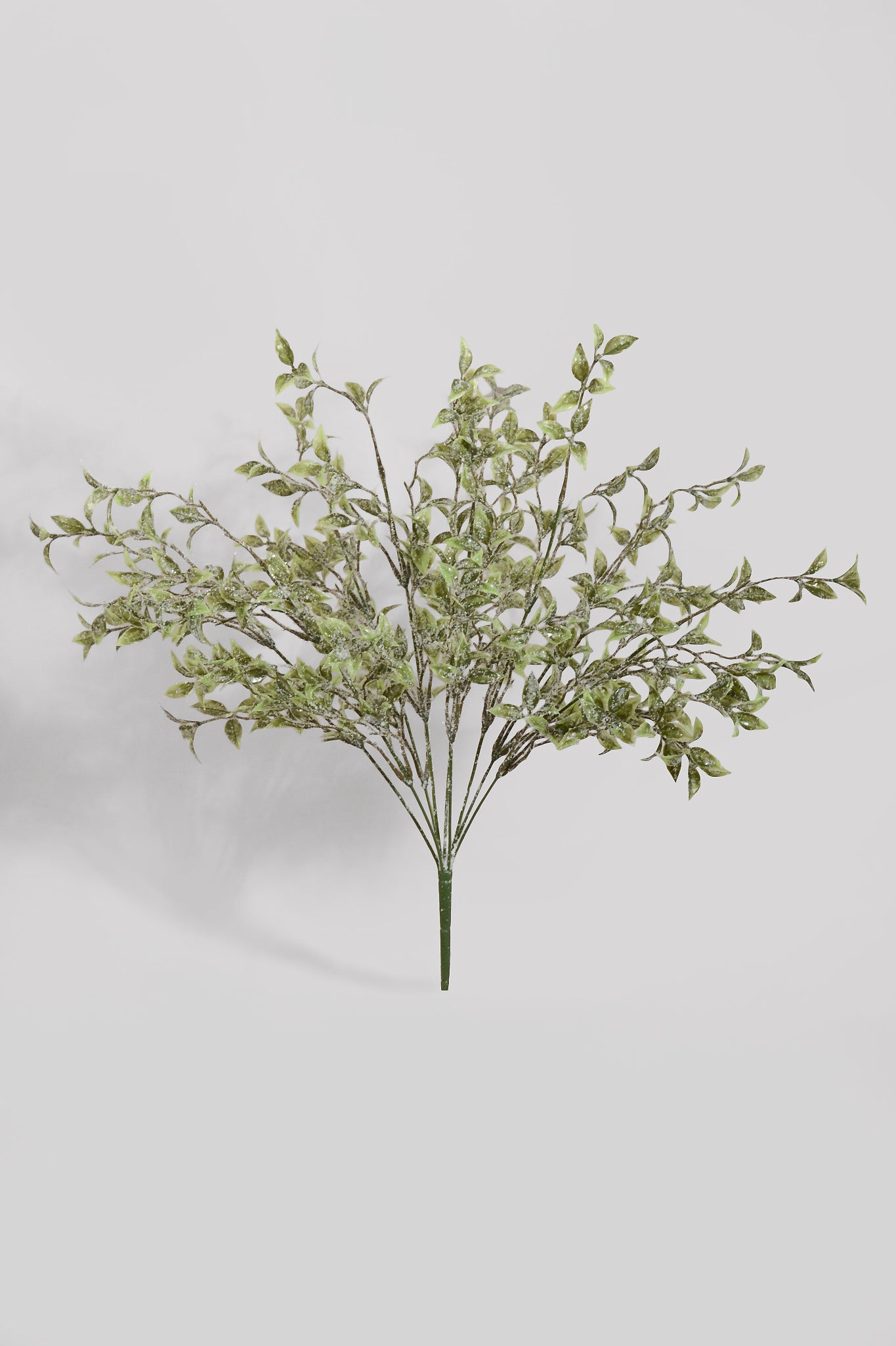 21" Tea Leaf W/Iced Bush Green