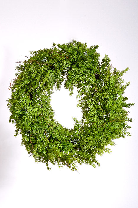 22" Juniper Wreath Green