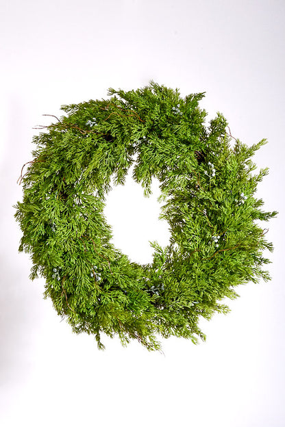 22" Juniper Wreath Green