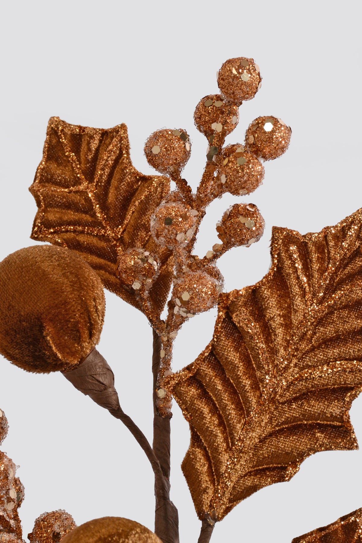 24" Velvet Ball Leaf W/Berry Spray Brown