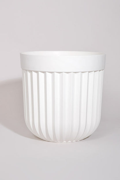 12&quot; Round Striped Plastic Planter White