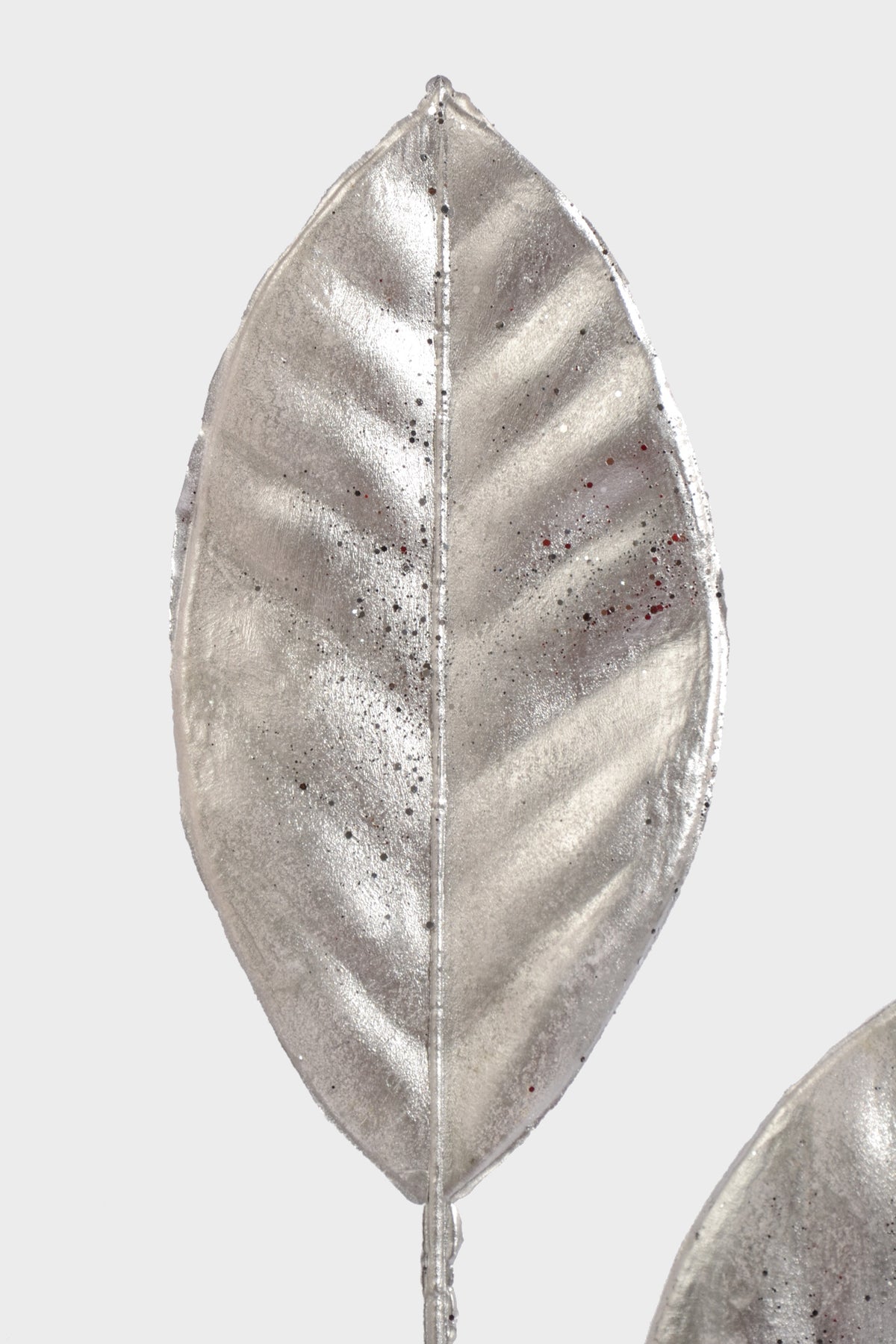 24" Magnolia Leaf Met Spray Silver
