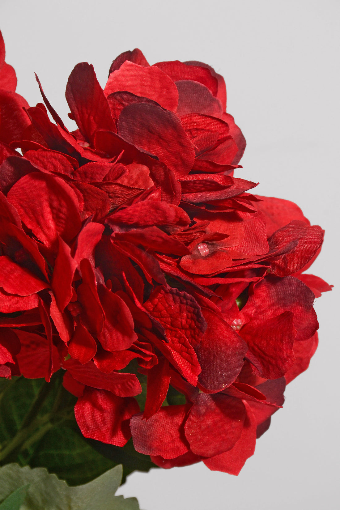 20" Silk Hydrangea Bush Red