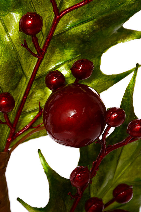 30" Christmas Ball Spray Green/Red