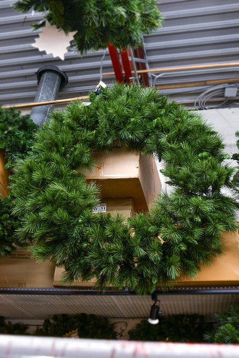 60" Pine Wreath Green