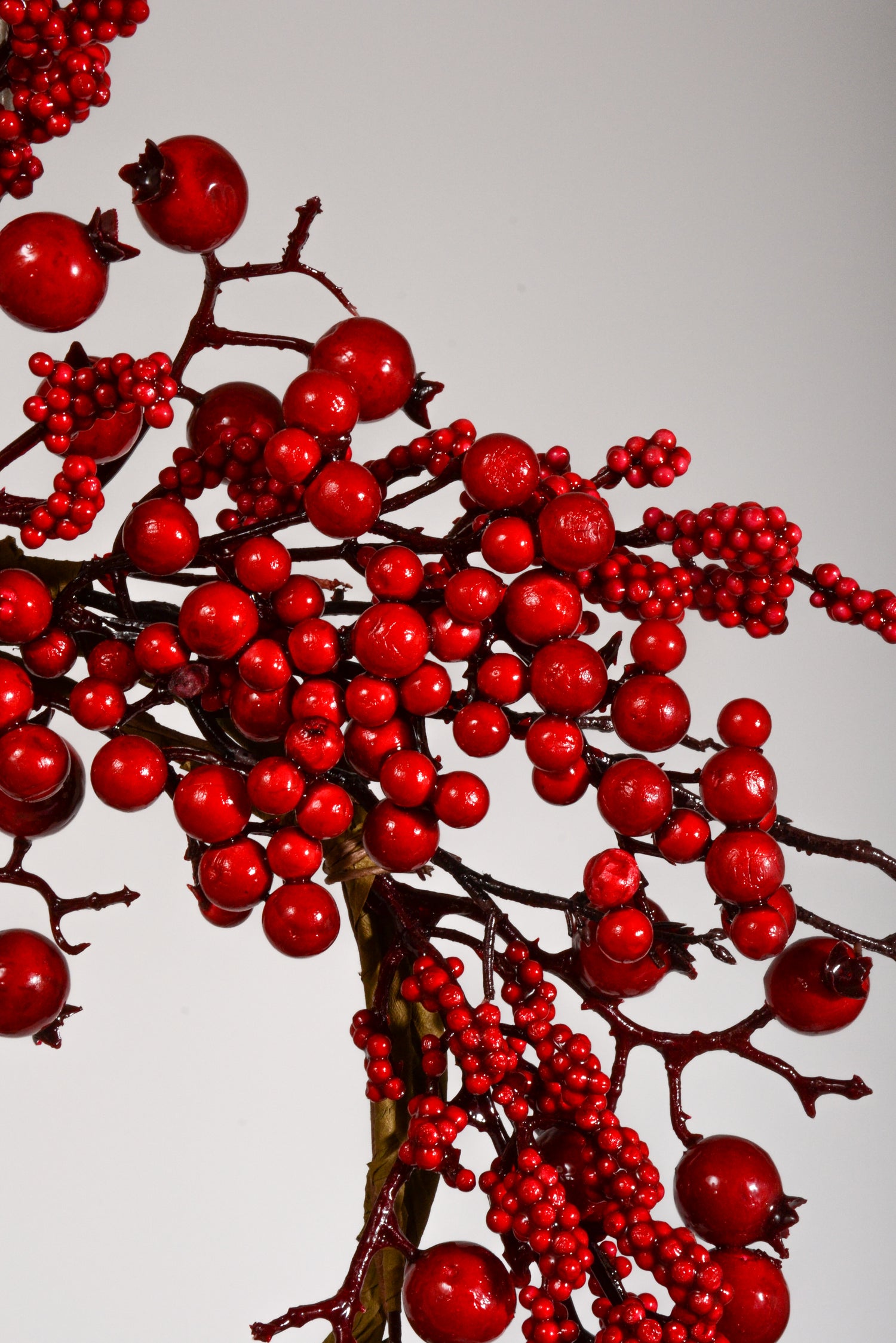 16" Berry Candle Ring Red