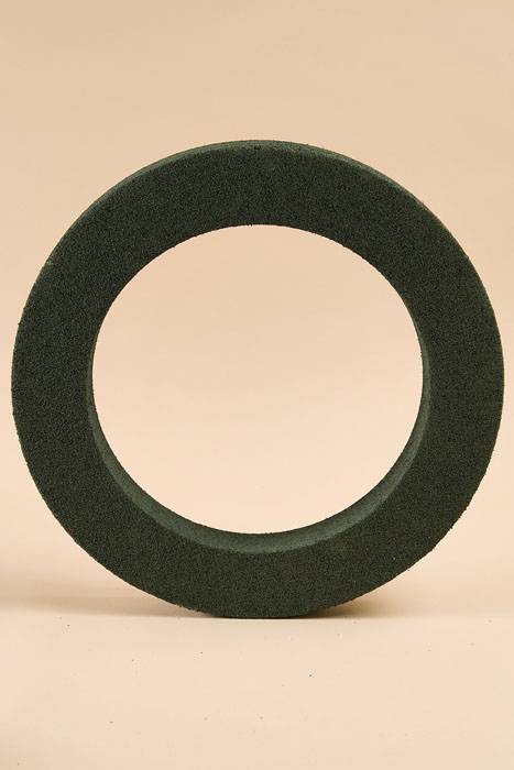 14&quot; Styrofoam Flat Wreath Green