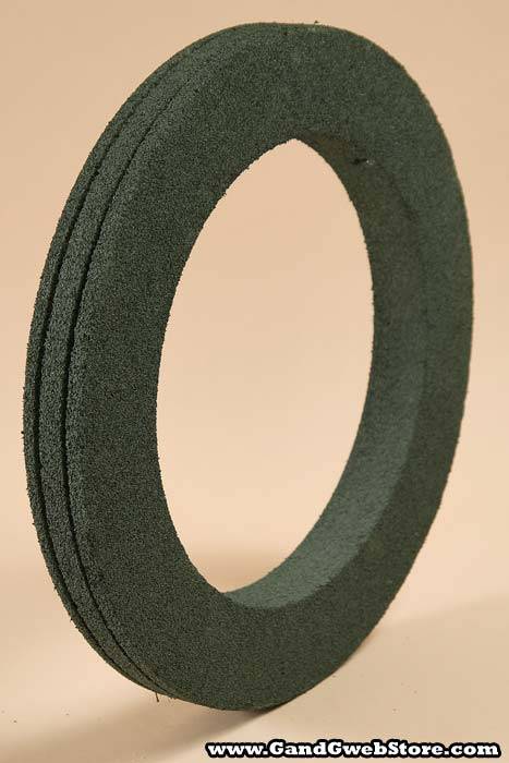 14&quot; Styrofoam Flat Wreath Green