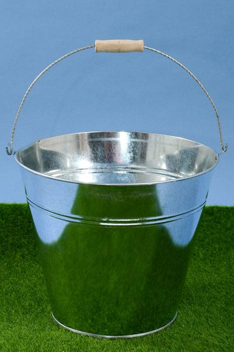 8.5" Round Metal Bucket W/handle Silver