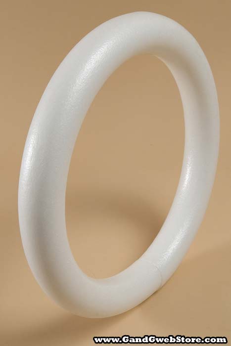 12&quot; White Round Wreath