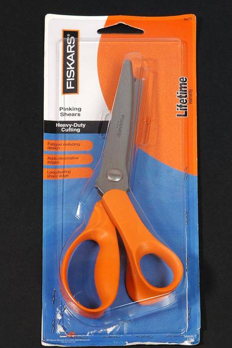 9-1/4" Pinking Shears Heavy-Duty
