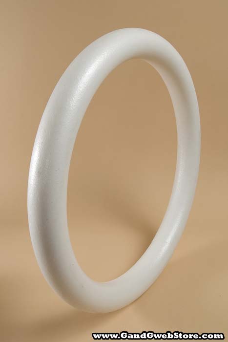 14&quot; White Round Wreath Ea