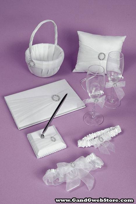 Guest Book W/ Romance Ring White