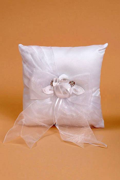 Ring Pillow W/ Organza Bow White