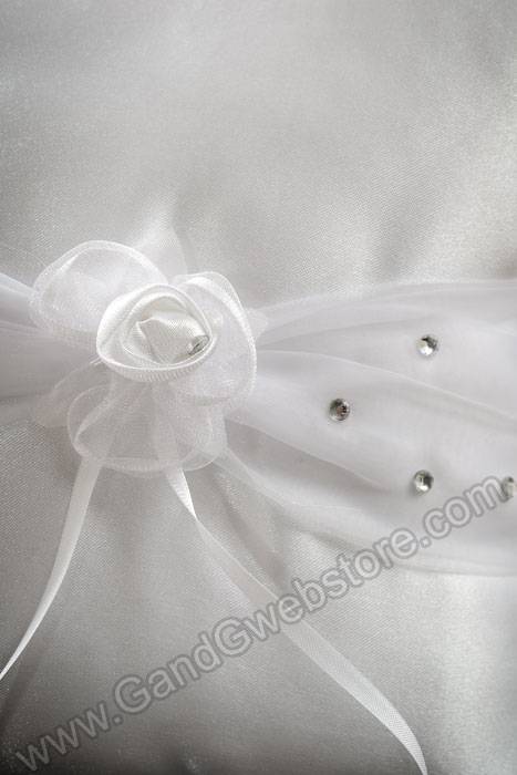 7" Ring Pillow W/rhinestones White
