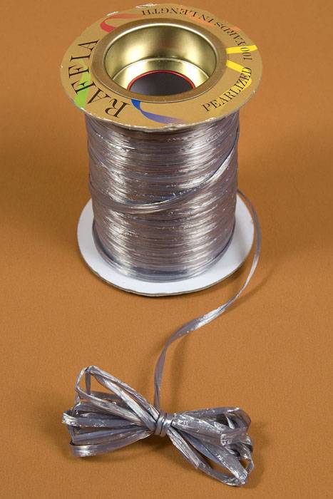 100yds Pearlized Raffia Silver