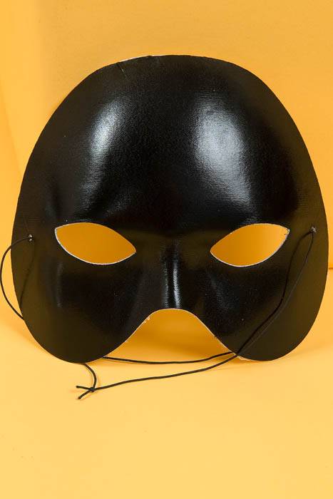 7" X 6" Half Face Mask Black