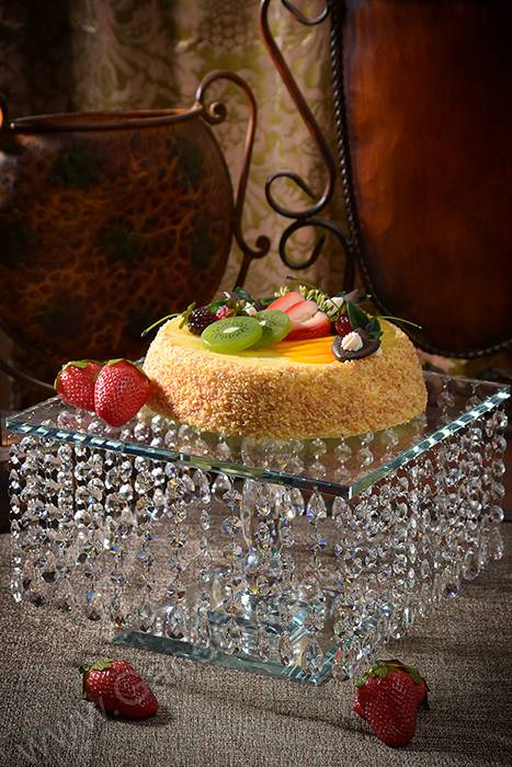 11.75" X 7.5" Squared Glass Cake Stand W/acrylic Beads Clear