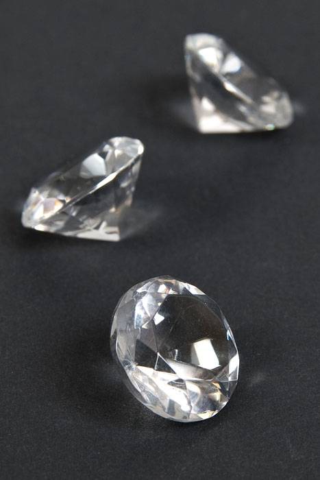 20mm Crystal Diamond Clear Pkg/12